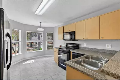931 Emerald Green Court, Kissimmee, FL 34746 - Photo 11