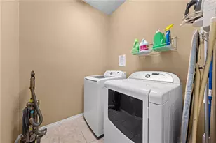 4704 Ruby Red Ln, Kissimmee, FL 34746 - Photo 17