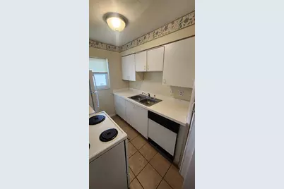 834 Sky Lake Circle #C, Orlando, FL 32809 - Photo 5