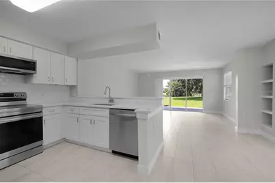 13929 Fairway Island Drive #818, Orlando, FL 32837 - Photo 7