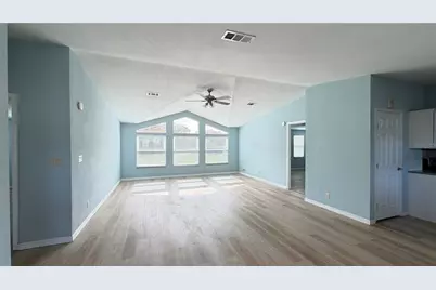 1831 Winchester Court S, Saint Cloud, FL 34771 - Photo 5