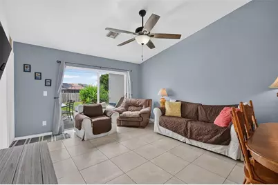 1223/1225 NE 15th Lane, Cape Coral, FL 33909 - Photo 17