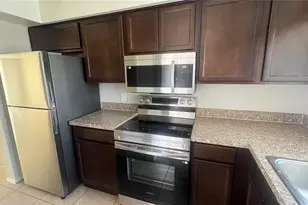 202 Watts Ln, Kissimmee, FL 34743 - Photo 3