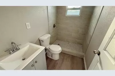 1310 N Combee Road #6, Lakeland, FL 33801 - Photo 7