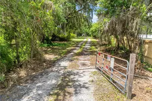 2557 Ames Haven Rd, Kissimmee, FL 34744 - Photo 7