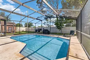 664 Madrid Dr, Kissimmee, FL 34758 - Photo 5