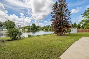 138 Hollyhock Ct, Kissimmee, FL 34743 - Photo 17