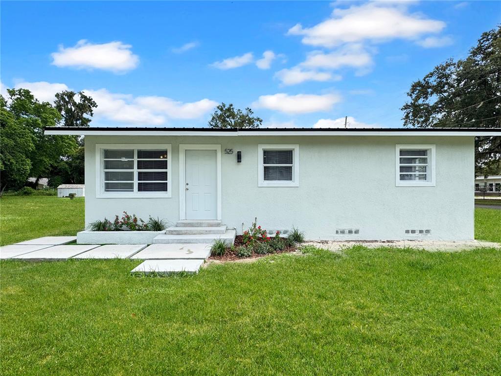 525 S Seminole Ave - 525 S Seminole Ave, Fort Meade, FL 33841 Luxury Property | Jose Angel Pina