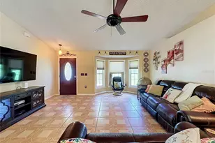 533 Bent Oak Loop, Davenport, FL 33837 - Photo 3