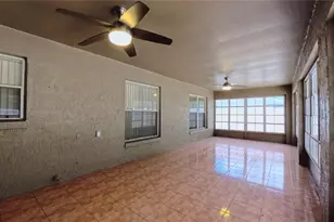 566 Oak Branch Cir, Kissimmee, FL 34758 - Photo 23