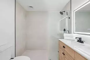5910 Denver St NE, Saint Petersburg, FL 33703 - Photo 7