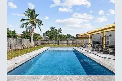 5910 Denver Street NE, Saint Petersburg, FL 33703 - Photo 11
