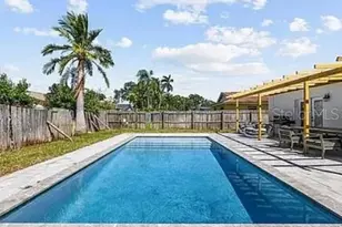 5910 Denver St NE, Saint Petersburg, FL 33703 - Photo 11