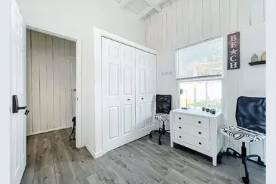 2893 Wood Street, Sarasota, FL 34237 - Photo 5