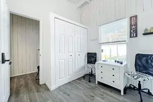 2893 Wood St, Sarasota, FL 34237 - Photo 5