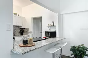 2893 Wood St, Sarasota, FL 34237 - Photo 11