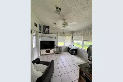 190 E Miami Terrace, Kissimmee, FL 34741 - Photo 5