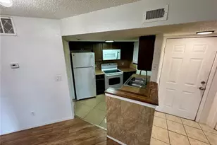 1948 Lake Atriums Cir, Orlando, FL 32839 - Photo 5