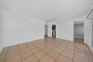 803 Sky Lake Cir, Orlando, FL 32809 - Photo 7