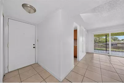 803 Sky Lake Circle #D, Orlando, FL 32809 - Photo 5