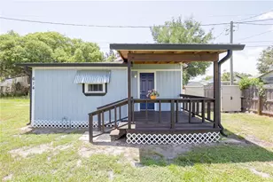 614 Pennsylvania Ave, Saint Cloud, FL 34769 - Photo 1