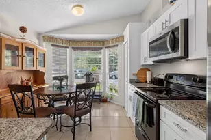 10225 Cody Ln, Orlando, FL 32825 - Photo 3