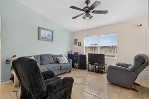 10225 Cody Ln, Orlando, FL 32825 - Photo 17
