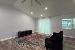6120 Centennial Dr, Orlando, FL 32808 - Photo 9