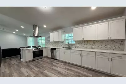 6120 Centennial Drive, Orlando, FL 32808 - Photo 11