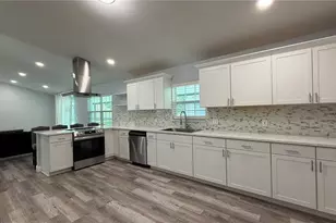 6120 Centennial Dr, Orlando, FL 32808 - Photo 11