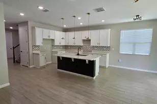4382 Southern Vista Loop, Saint Cloud, FL 34771 - Photo 5