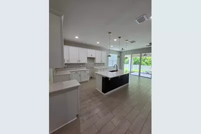 4382 Southern Vista Loop, Saint Cloud, FL 34771 - Photo 3