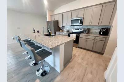 1055 Papaya Circle, Davenport, FL 33897 - Photo 3