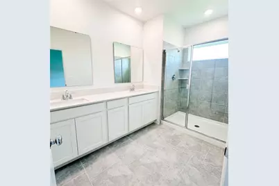 2768 Pierr St, Davenport, FL 33837 - Photo 9