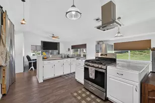 722 Hunt Dr, Lake Wales, FL 33853 - Photo 15