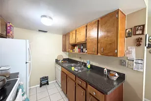 1034 Plantation Dr, Kissimmee, FL 34741 - Photo 7