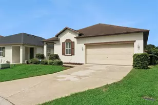 1020 Pine Ridge Dr, Davenport, FL 33896 - Photo 3
