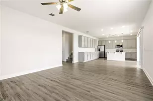 1128 Sugarwood St, Davenport, FL 33837 - Photo 3