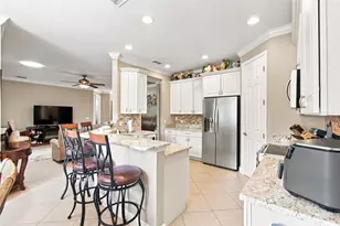 463 Monterey St, Poinciana, FL 34759 - Photo 17