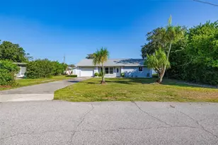 608 Cherokee Cir, Avon Park, FL 33825 - Photo 3