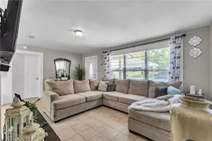 7903 Lemans Dr, Jacksonville, FL 32210 - Photo 13