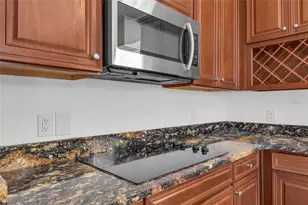 10030 Stratford Pointe Ave, Orlando, FL 32832 - Photo 13