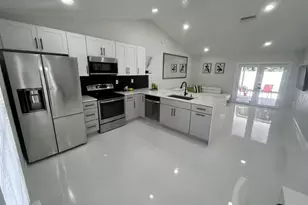 310 Silk Oak Dr, Kissimmee, FL 34743 - Photo 7