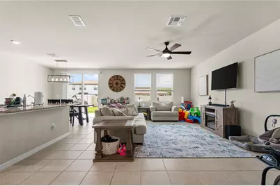 38626 Finn Clover Lane, Zephyrhills, FL 33540 - Photo 11