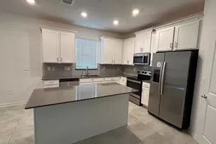 913 Laurel Vw Wy, Groveland, FL 34736 - Photo 7