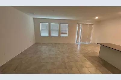 913 Laurel View Way, Groveland, FL 34736 - Photo 3