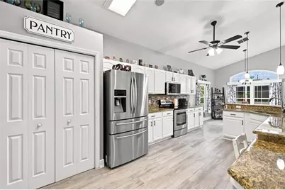 919 Ashton Dr, Davenport, FL 33837 - Photo 3