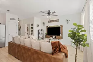 592 Madison Dr, Davenport, FL 33837 - Photo 5