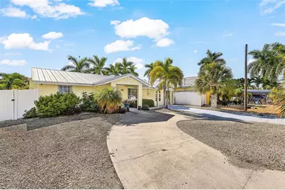 12262 Boat Shell Dr, Matlacha Isles, FL 33991 - Photo 5