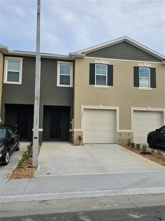 1223 Draintree St main architectural view
